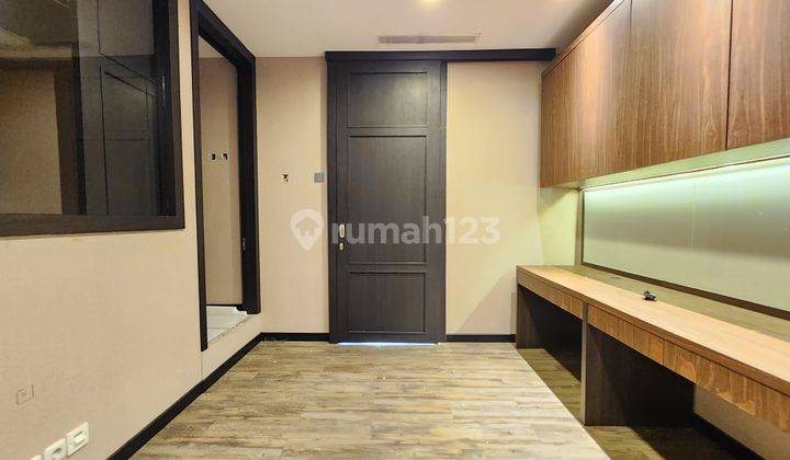 Office Equity Tower Dijual Interior Bagus Semi Furnished  2