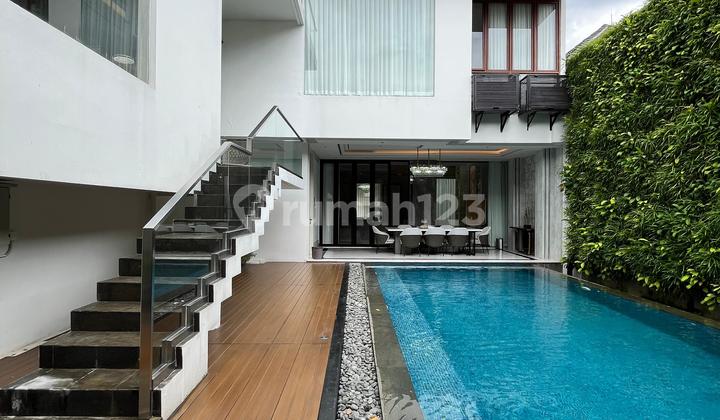 Luxury Modern Theme House in Pondok Indah Spacious Pool Good Garage