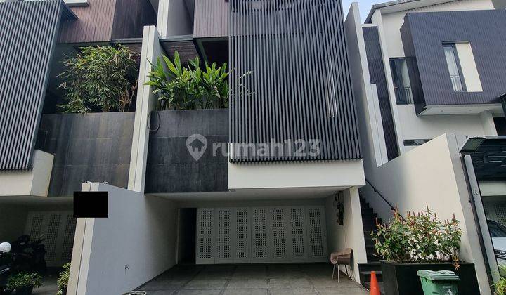 Rumah Tema Minimalis Modern di Cipete 3 Lantai 1