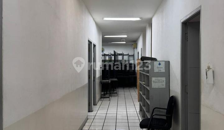 Office Building di Salemba Jakarta Luas 1056M2 Harga Terbaik