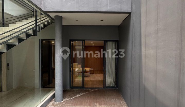 Town House di Cipete 3 Lantai Private Lift 2