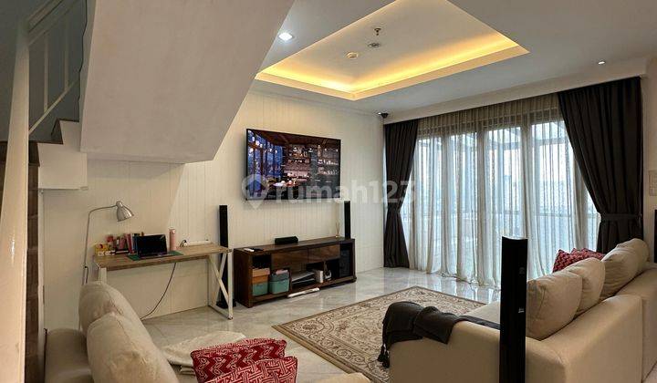 Rumah Mewah di Cosmo Park Residence Carport Bisa 2 Mobil SHM 1