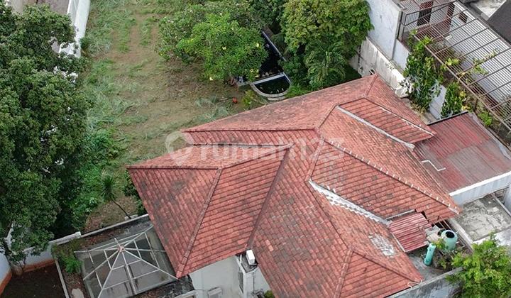 Rumah Lama Hitung Tanah di Kemang 1780M2 2