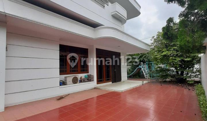Dijual Rumah Mewah di Kebon Jeruk 2 Lantai Lokasi Dekat Akses Tol Dijual Rumah Mewah di Kebon Jeruk 2 Lantai Lokasi Dekat Akses Tol