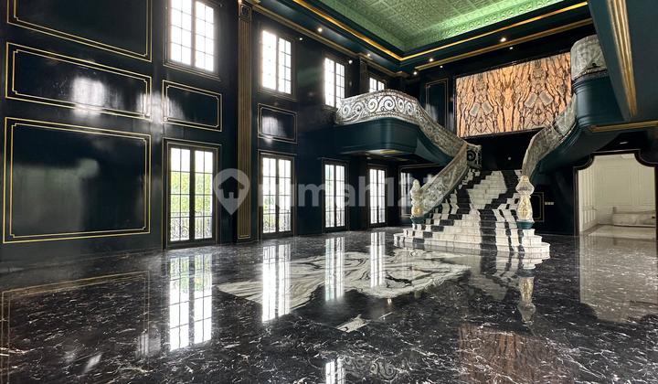 Brand New European Theme Rumah Mewah di Pondok Indah 3 Lantai Brand New European Theme Rumah Mewah di Pondok Indah 3 Lantai