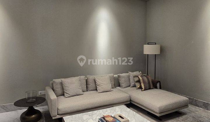 Rumah Modern 4Bedrooms 200m2 Dengan Pool Lokasi Akses Bagus 2