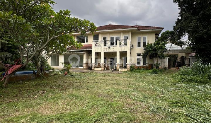 Rumah Lama Hitung Tanah di Kemang 1780M2