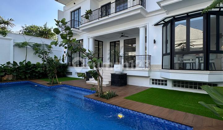 Brand New House di Kemang Kamar Banyak Premium Interior dg Pool
