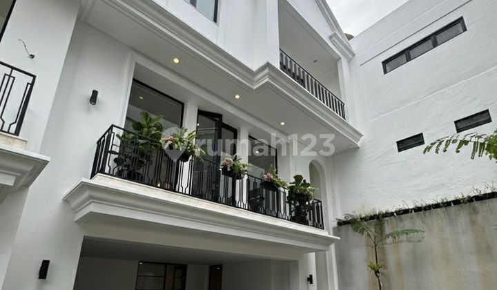 Brand New Townhouse in Kebayoran Baru, 3 Floors with Balcony