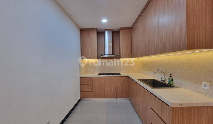 Rumah Cantik 2Lantai Pondok Indah 4BR Kondisi Terawat Dan Bagus 2