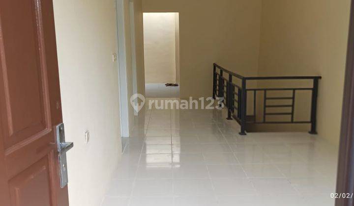  Rumah 2 Lantai Di Taman Semanan Indah 1