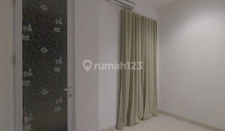  Rumah 2 Lantai di Metland Puri SHM 1