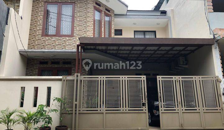 Rumah 2 Lantai Di Taman Royal Dekat Bandara 1