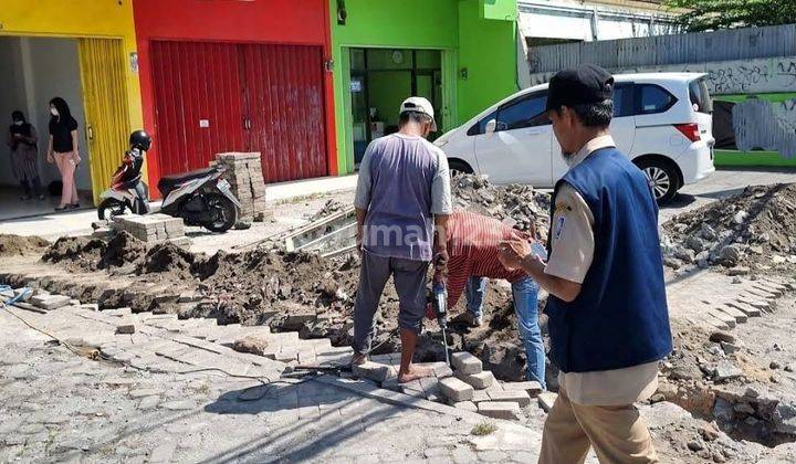 Ruko 2 Lantai Dalam Kota Lokasi Sangat Ramai Cocok Untuk Investasi 1