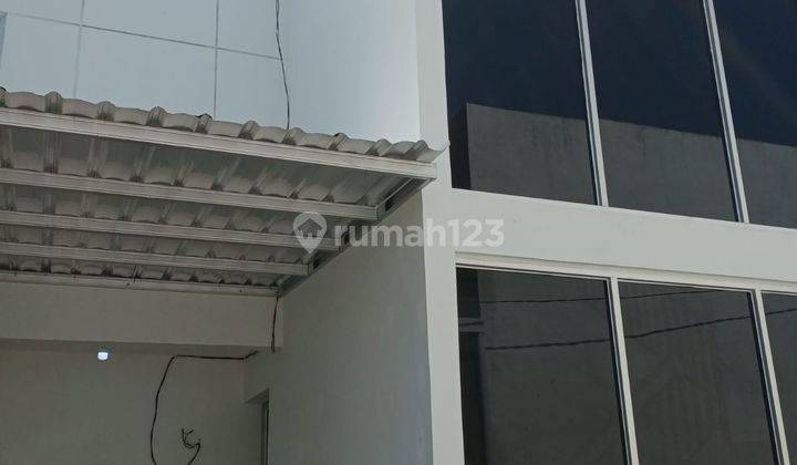 Rumah 2 Lantai Dalam Perumahan Dekat Uii  1