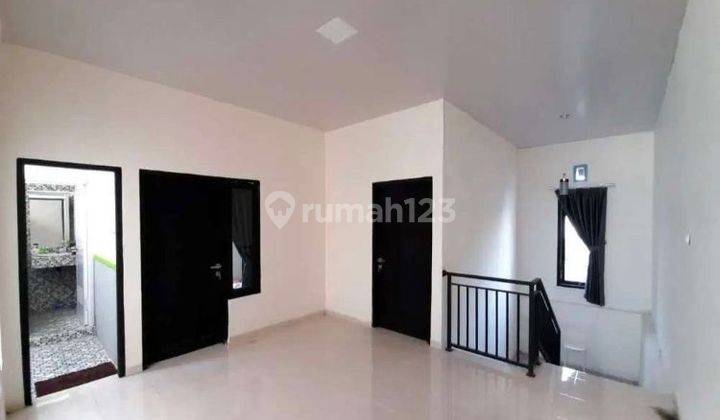 Mr 063519 kan Rumah Bagus 2 Lantai, Dekat Bandara Adi Sucipto