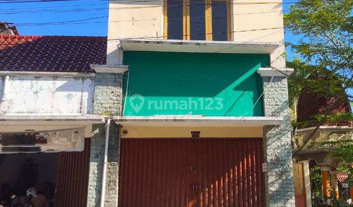 Disewa Ruko 2,5 Lantai Cocok Kantor Dalam Ringroad 1