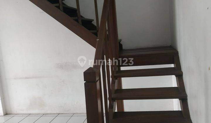 Rumah Sewa 2 Lantai Kosongan Daerah Depok Sleman 2