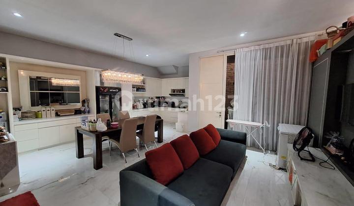 Dijual Rumah Pakuwon City Palm Beach Cluster Malibu, Siap Huni