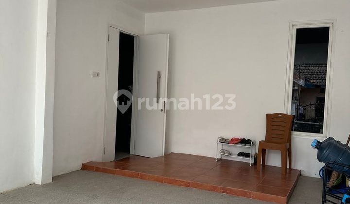 For Sale Nginden Intan House Surabaya City Center, Strategic Location 2