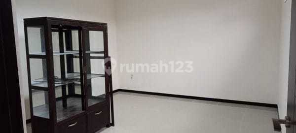 Affordable House Under Appraisal in Rungkut Asri, Close to UPN 2