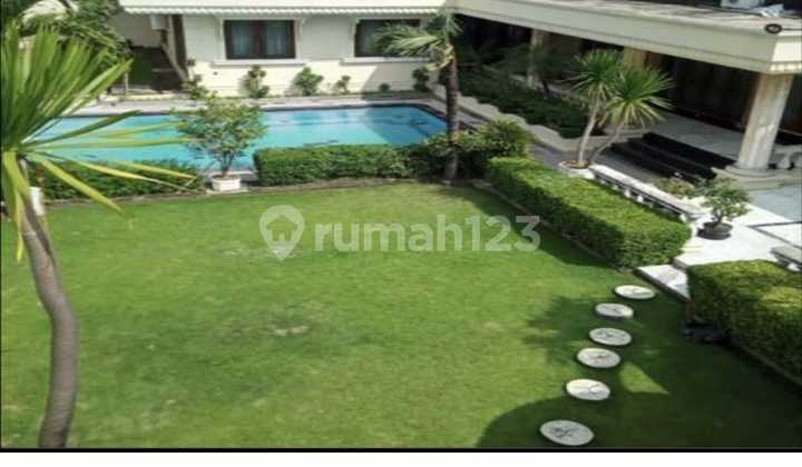 Dijual Rumah Mewah, Private Pool di Jemur Andayani, Jemursari
