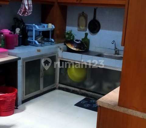 Rumah Luas Harga Sangat Menarik Dekat Stasiun di Villa Gunung Lestari Bintaro 2