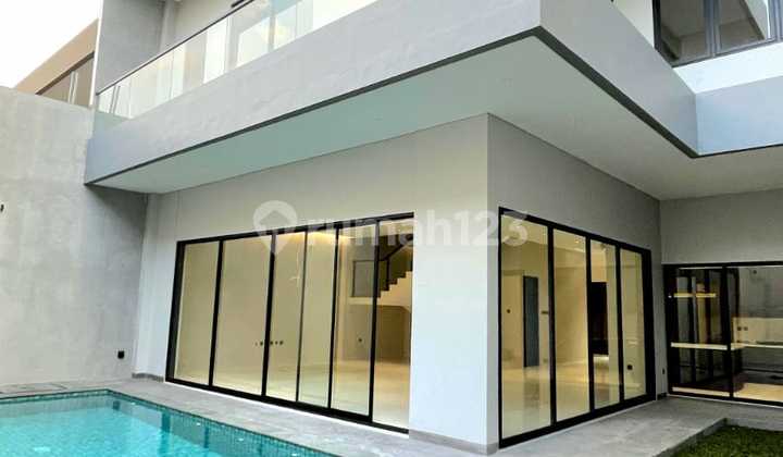 Premium Spacious House with Swimming Pool at a Very Attractive Price in Kebayoran Villas Bintaro