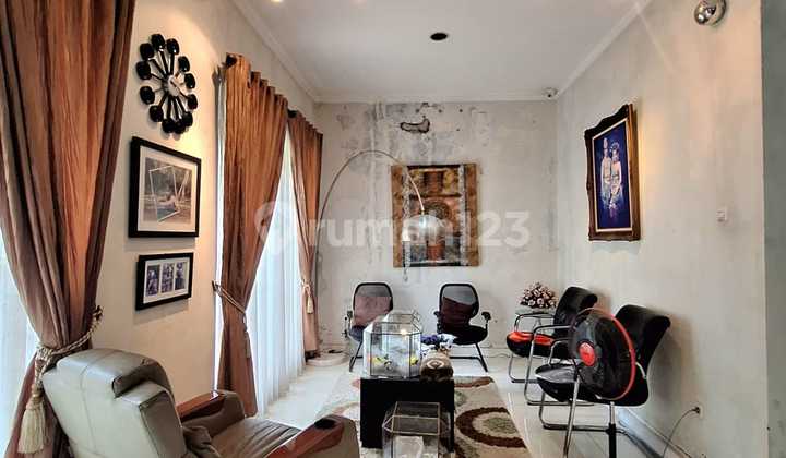Spacious House Negotiable Price Until Deal Strategic in Emerald Residence Bintaro