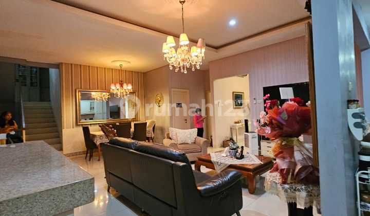 Rumah Luas Area Premium Harga Sangat Menarik Di Kebayoran Heights BIntaro Sektor 7