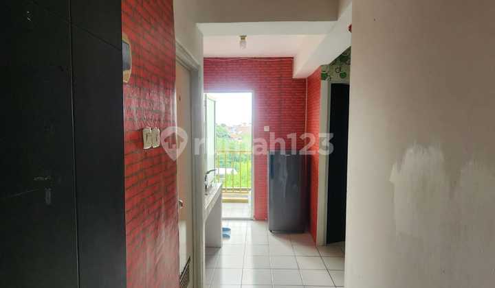 Sell Very Cheap Semi-Furnished Apartment Near Station at Riverside Pancoran Apartment 2