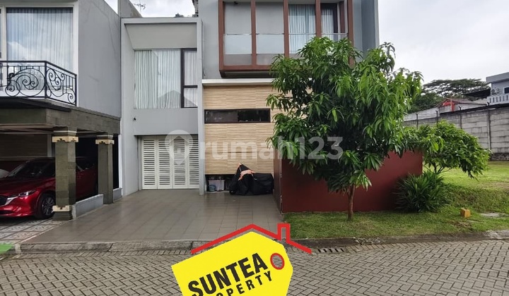 Jual Cepat Rumah Bagus Taman Luas di Kebayoran Village Bintaro Sektor 7