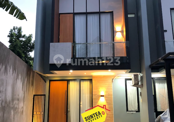 Very Cheap Sale Nice House with Private Pool in Jagakarsa, South Jakarta