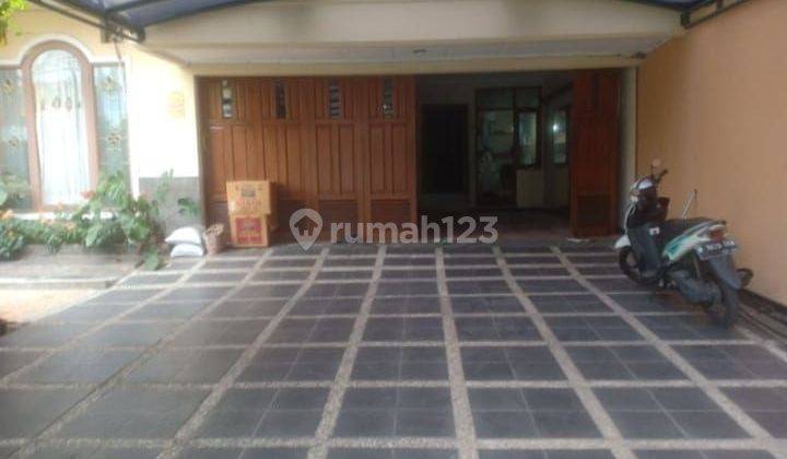 Rumah Di Radio Dalam Jakarta Selatan Siap Huni  1