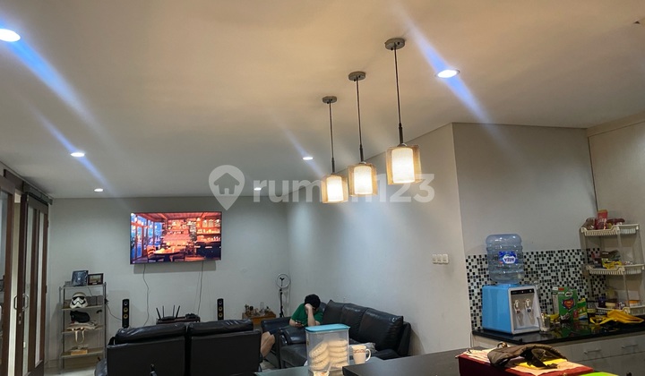 Rumah Bagus Siap Huni Di Komplek Mega Cinere  2