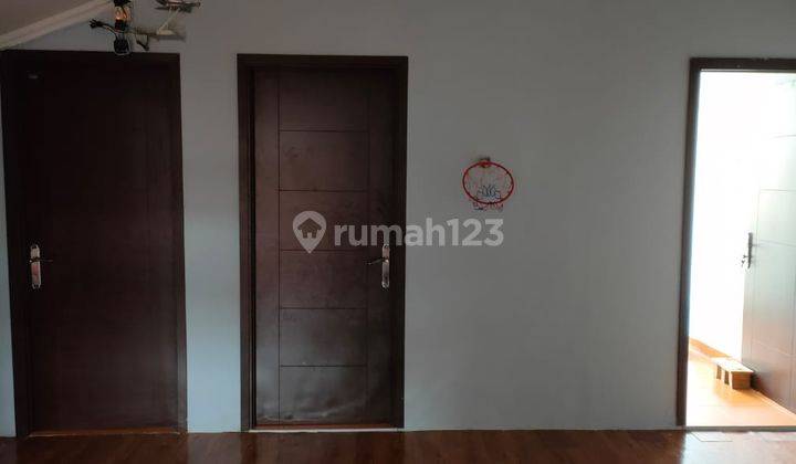 Disewakan Rumah 2 Lantai Di Perumnas Bekasi 12