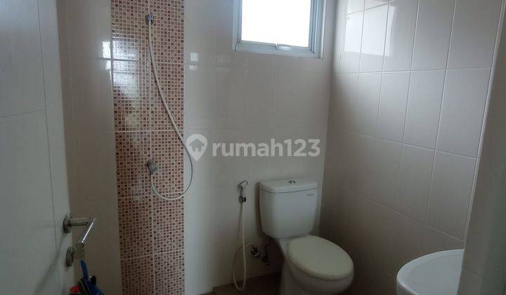 Disewakan Rumah Cantik 2 Lantai Di Grand Wisata Cluster West Esplanade Tambun Bekasi 9