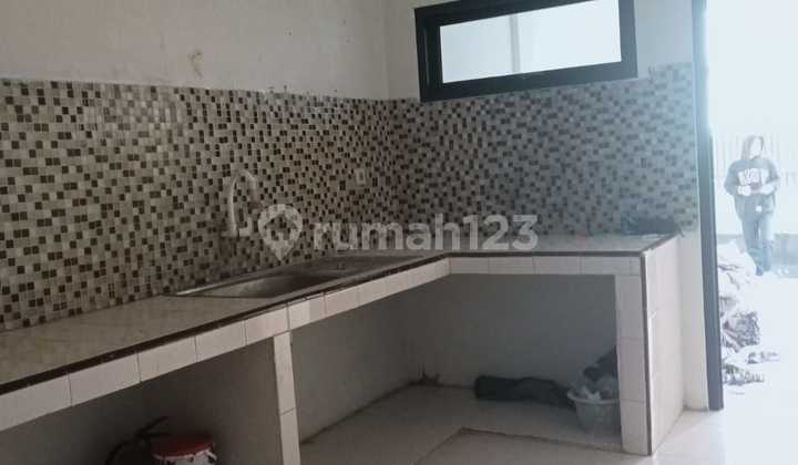 Disewakan Rumah Satu Lantai Siap Huni di Depan Cluster Galaxy, Bekasi 2