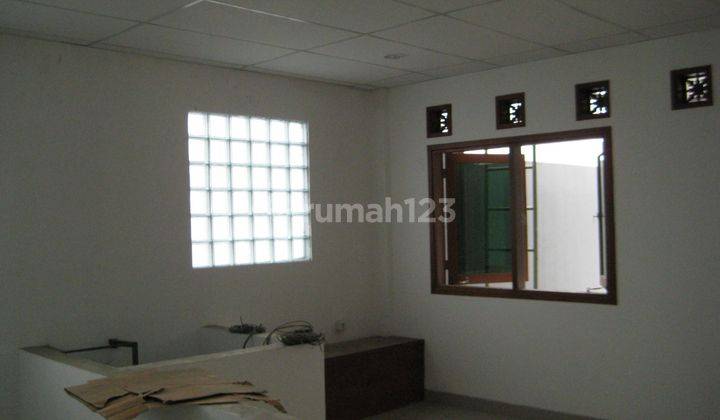 Disewakan Ruko Gandeng Pinggir Jalan Raya Pekayon Jatiasih Bekasi 9