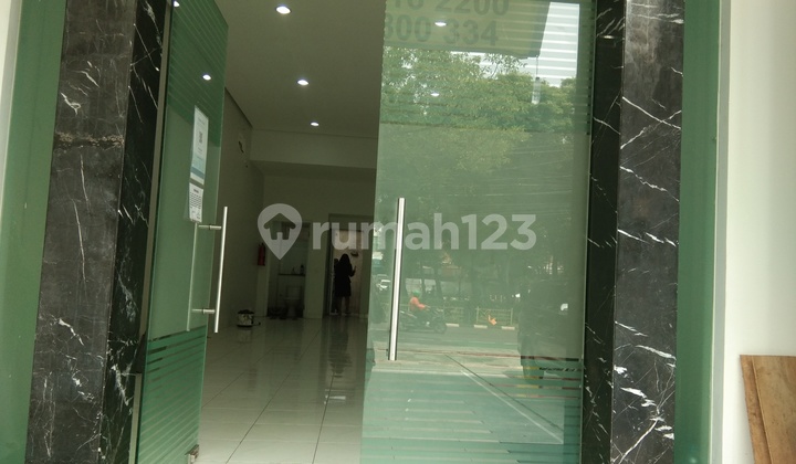 Disewakan ruko 3Lantai dekat stasiun Manggarai Jakarta Selatan