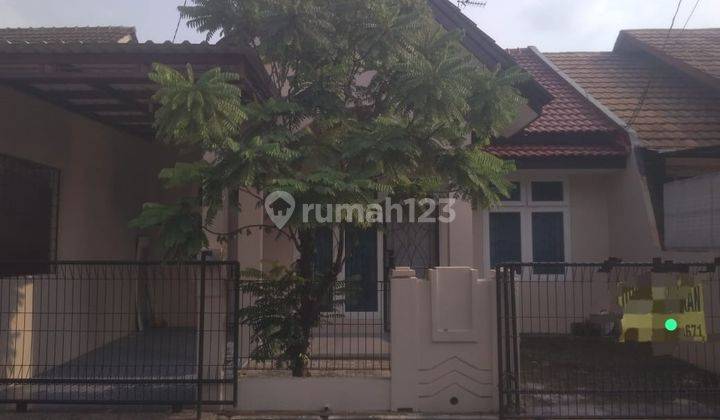 Disewakan Rumah Rapi Siap Huni Taman Galaxy Bekasi Selatan  1
