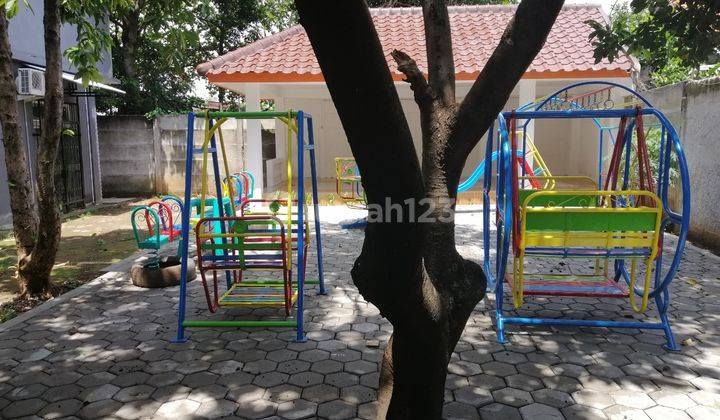 Dijual Murah Gedung Bekas Sekolah di Pinggir Jalan Pondok Melati 2