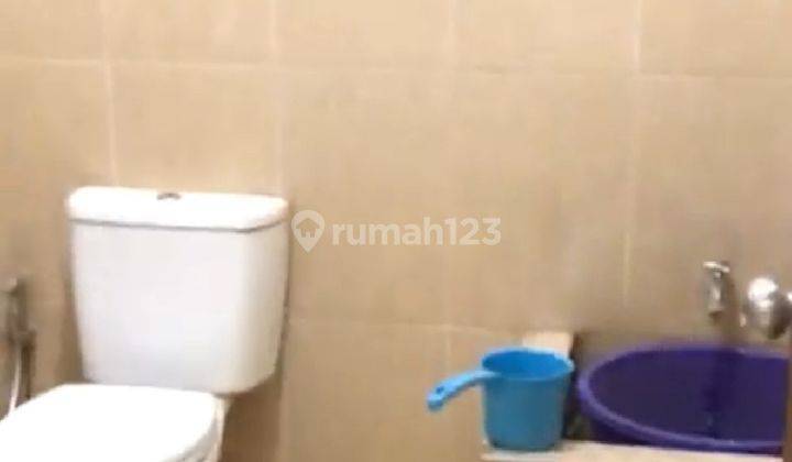 Disewakan rumah 2Lantai di Jalan Nusa Indah 1 Jakasetia Bekasi 7