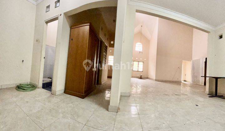 Dijual Rumah 1.5Lantai di Kemang Pratama 3 Bekasi 2