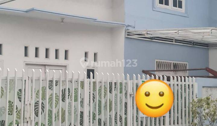 Dijual Rumah Hoek 2Lantai di jalan utama Kayuringin Bekasi 2