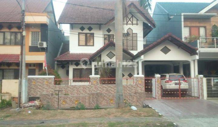 Dijual Rumah besar di Jalan utama Kemang Pratama 2 Bekasi 1