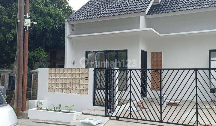 Dijual Rumah bangunan baru di Perumahan Dukuh Zamrud Bekasi 2