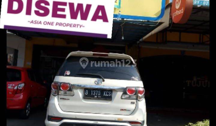 Disewakan Ruko 3lantai di Jalan utama, Galaxy Bekasi 1