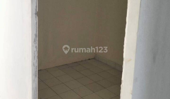 Disewakan Ruko 3lantai di Jalan utama, Galaxy Bekasi 2