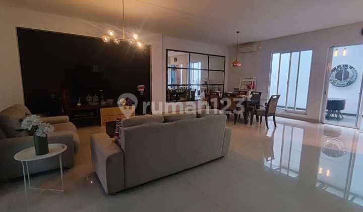 Beautiful Move-In Ready House, Semi-Furnished in the Botanical Garden Cluster 2